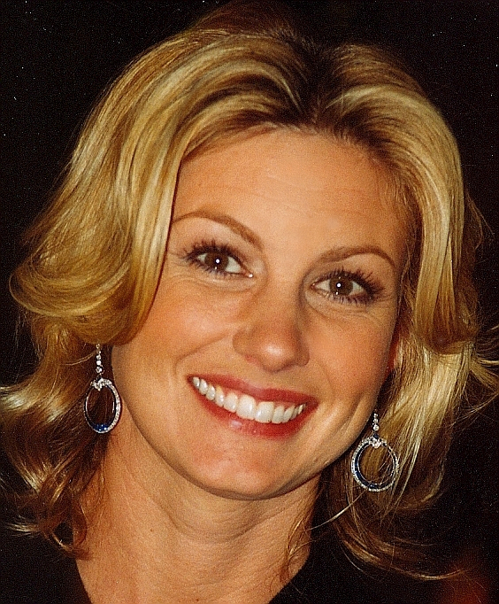 Faith Hill Net Worth 2021: Age, Height, Weight, Husband, Kids, Bio-Wiki | Wealthy Persons — via Wikimedia Commons