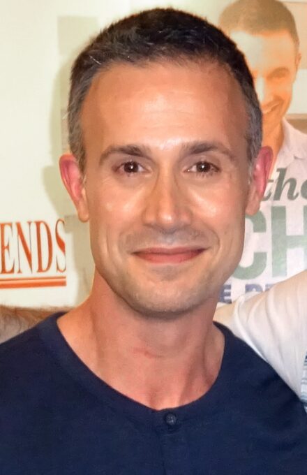 Freddie Prinze Jr Net Worth 2021: Age, Height, Weight, Wife, Kids, Bio-Wiki