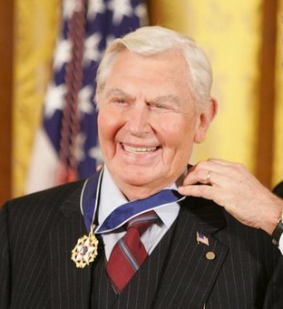 Andy Griffith Net Worth 2021: Age, Height, Weight, Wife, Kids, Bio-Wiki