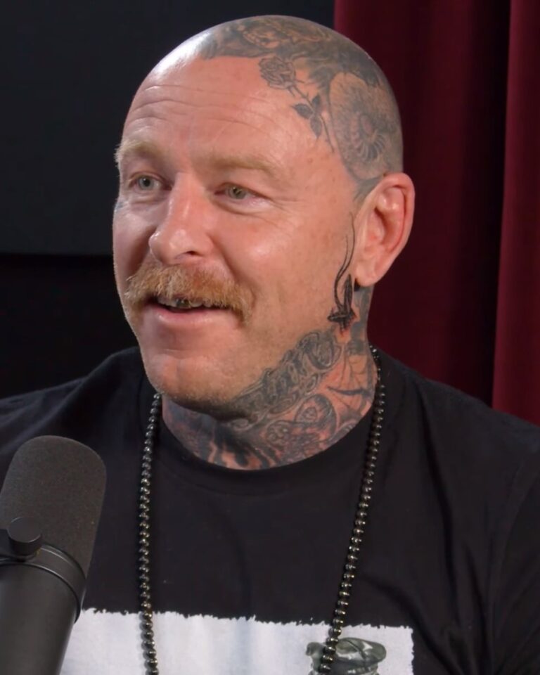 Jason Ellis Net Worth 2021: Age, Height, Weight, Wife, Kids, Bio-Wiki — via Wikimedia Commons