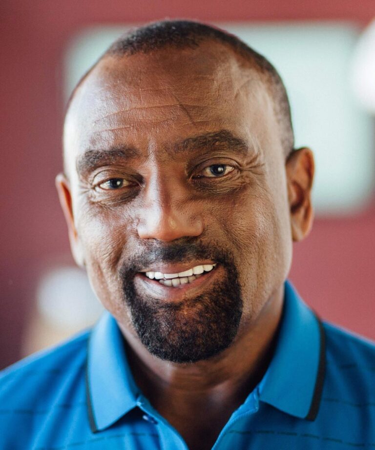 Jesse Lee Peterson Net Worth 2021: Age, Height, Weight, Girlfriend, Dating, Bio-Wiki