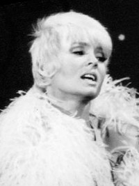 Joey Heatherton Net Worth 2021: Age, Height, Weight, Husband, Kids, Bio-Wiki | Wealthy Persons — via Wikimedia Commons