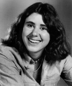 Julie Kavner Net Worth 2021: Age, Height, Weight, Boyfriend, Dating, Kids, Bio-Wiki