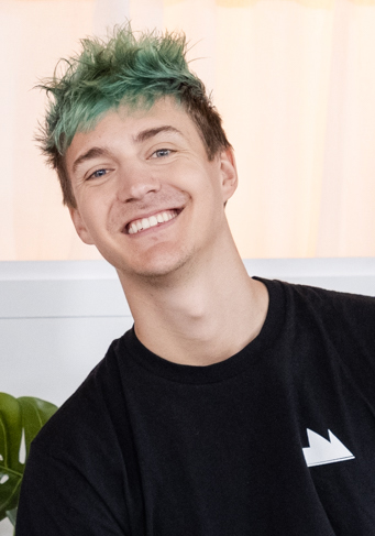 Ninja (Twitch) Net Worth 2021: Age, Height, Weight, Wife, Kids, Bio-Wiki