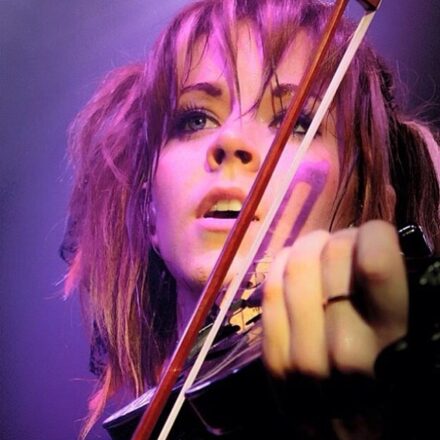 Lindsey Stirling Net Worth 2021: Age, Height, Weight, Boyfriend, Dating, Bio-Wiki