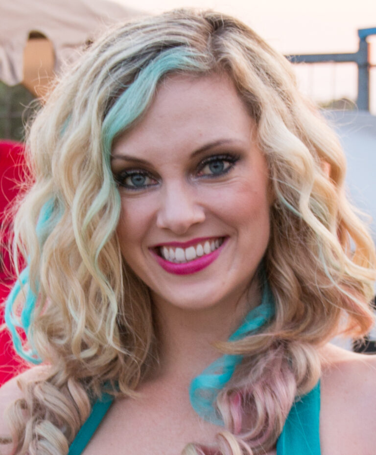 Nicole Arbour Net Worth 2021: Age, Height, Weight, Boyfriend, Dating, Bio-Wiki | Wealthy Persons — via Wikimedia Commons