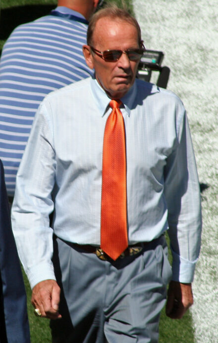 Pat Bowlen Net Worth 2021: Age, Height, Weight, Wife, Kids, Bio-Wiki