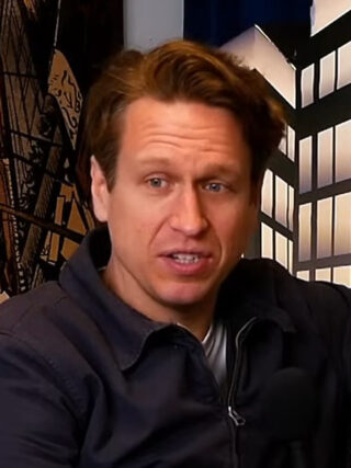 Pete Holmes Net Worth 2021: Age, Height, Weight, Wife, Kids, Bio-Wiki