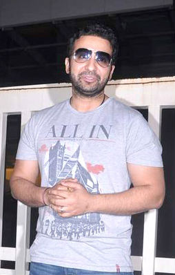 Raj Kundra Net Worth 2021: Age, Height, Weight, Wife, Kids, Bio-Wiki | Wealthy Persons — via Wikimedia Commons
