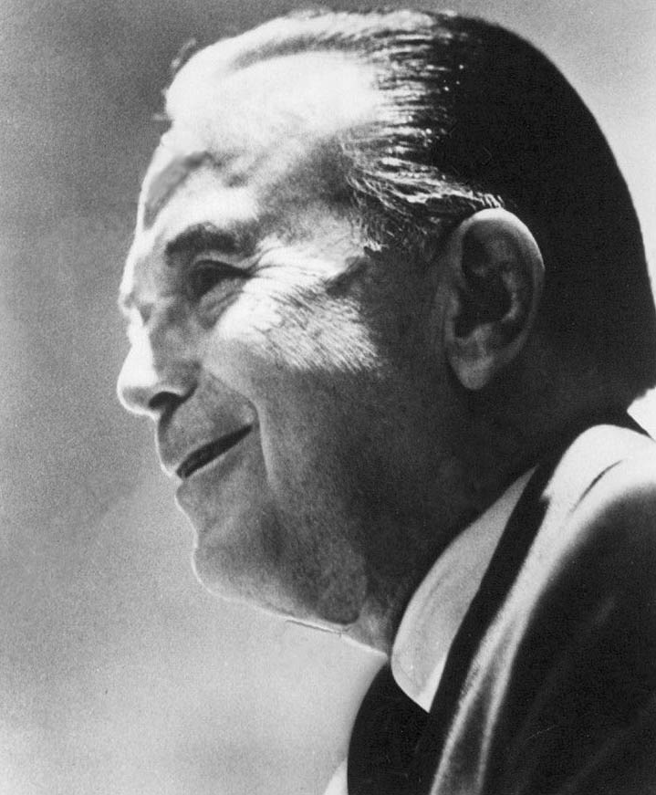 Ray Kroc Net Worth 2021: Age, Height, Weight, Wife, Kids, Bio-Wiki
