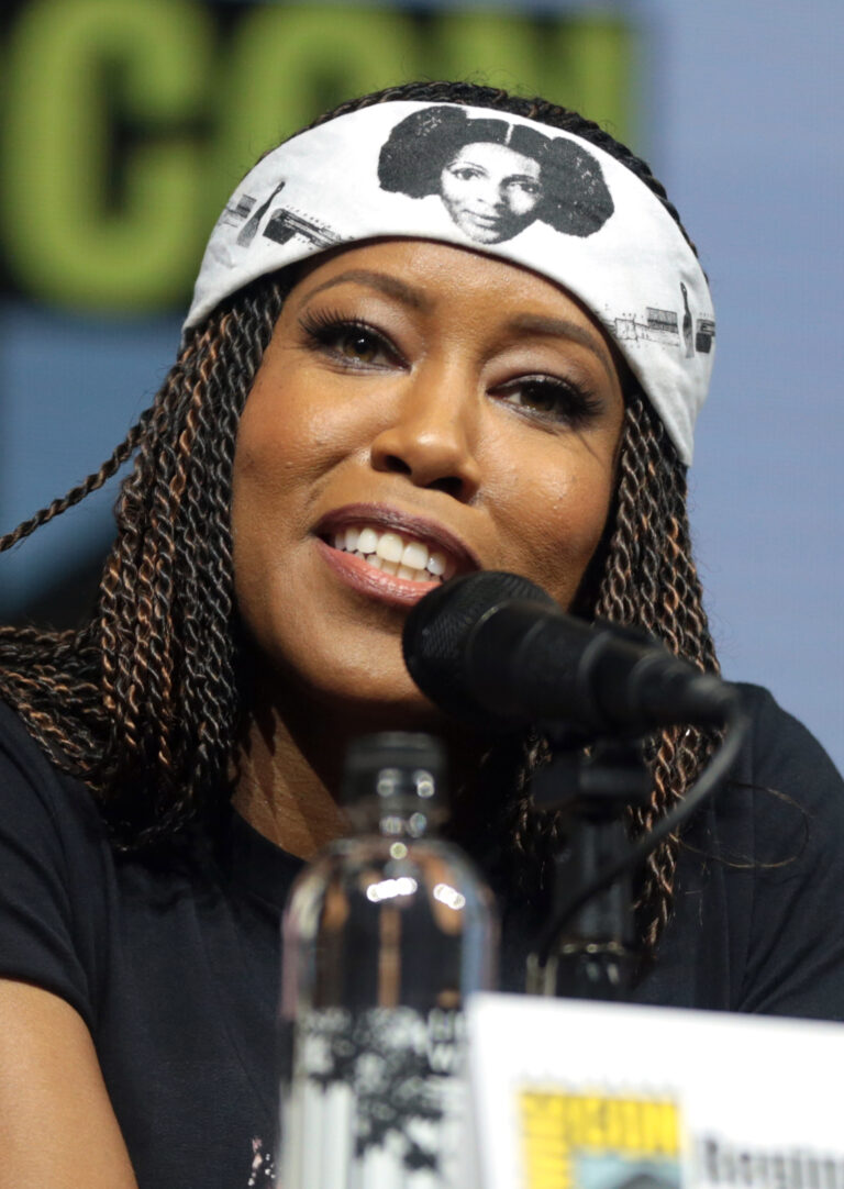 Regina King Net Worth 2021: Age, Height, Weight, Husband, Kids, Bio-Wiki