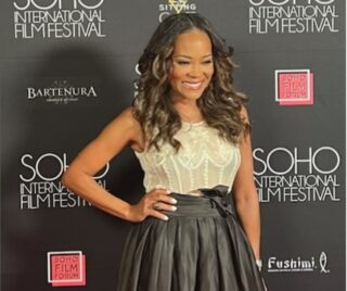 Robin Givens Net Worth 2021: Age, Height, Weight, Husband, Kids, Bio-Wiki
