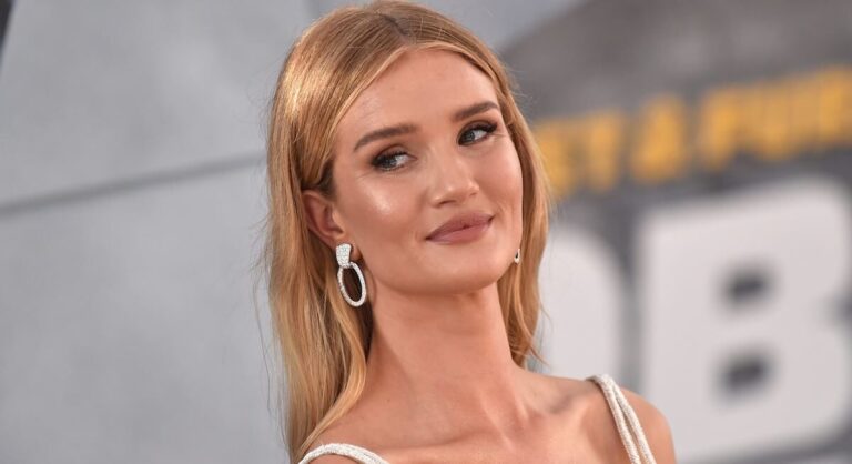 rosie-huntington-whiteley-6691391