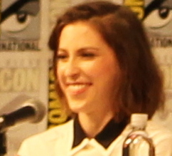 Eden Sher Net Worth 2021: Age, Height, Weight, Boyfriend, Dating, Bio-Wiki
