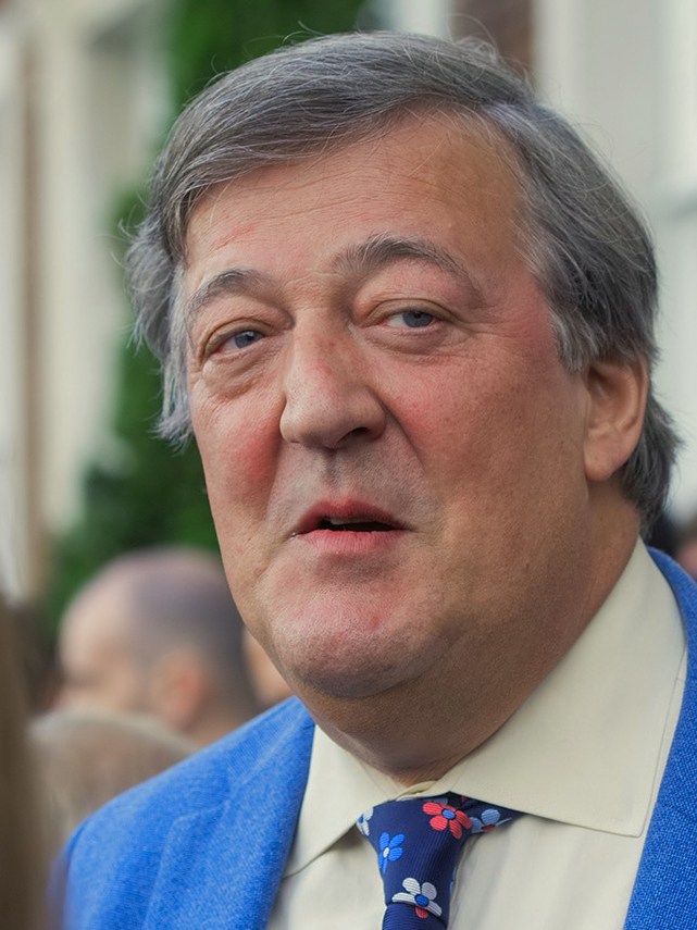 Stephen Fry Net Worth 2021: Age, Height, Weight, Wife, Kids, Bio-Wiki