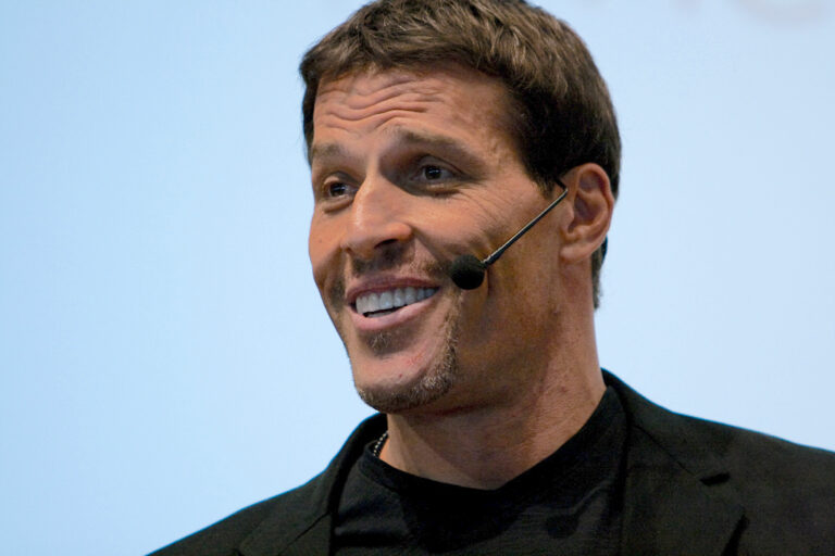 Tony Robbins Net Worth 2021: Age, Height, Weight, Wife, Kids, Bio-Wiki