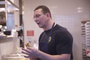 Robert Irvine Net Worth 2021: Age, Height, Weight, Wife, Kids, Bio-Wiki