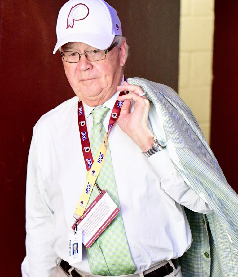Dr James Andrews Net Worth 2021: Age, Height, Weight, Wife, Kids, Bio-Wiki