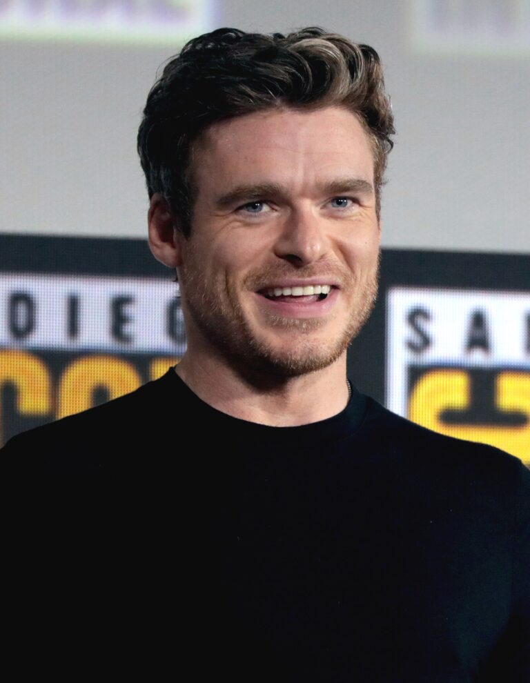 Richard Madden Net Worth 2021: Age, Height, Weight, Girlfriend, Dating,Bio-Wiki | Wealthy Persons — via Wikimedia Commons