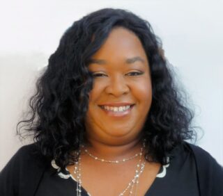 Shonda Rhimes Net Worth 2021: Age, Height, Weight, Boyfriend, Dating, Bio-Wiki