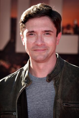 Topher Grace Net Worth 2021: Age, Height, Weight, Wife, Kids, Bio-Wiki