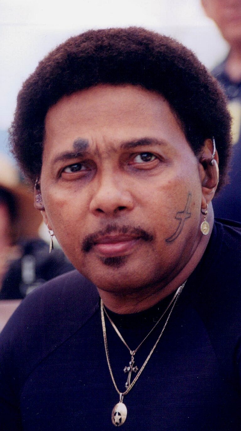 Aaron Neville Net Worth 2021: Age, Height, Weight, Wife, Kids, Bio-Wiki