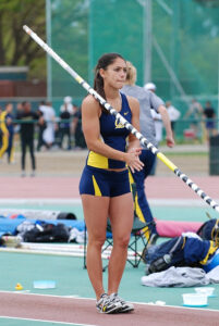 Allison Stokke Net Worth 2021: Age, Height, Weight, Husband, Kids, Bio-Wiki