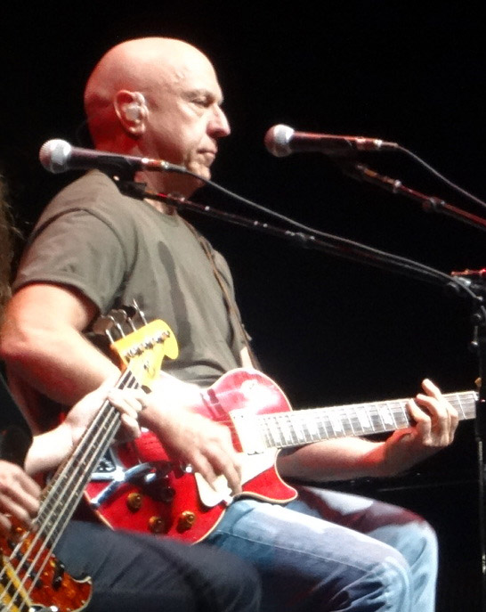Bernie Leadon Net Worth 2021: Age, Height, Weight, Girlfriend, Dating, Bio-Wiki