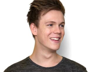 Caspar Lee Net Worth 2021: Age, Height, Weight, Girlfriend, Dating, Bio-Wiki