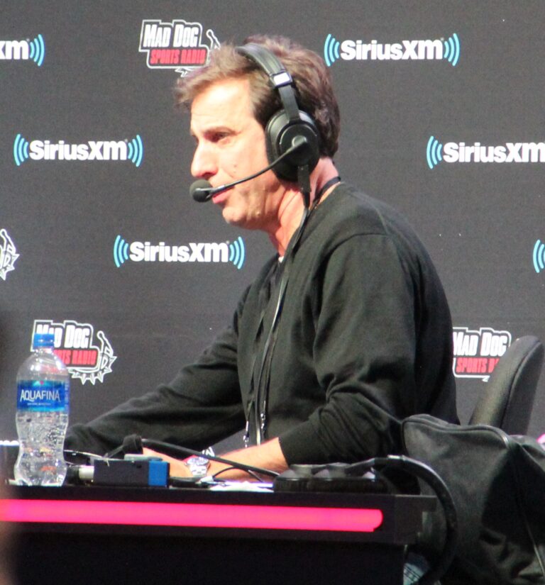 Chris Russo Net Worth 2021: Age, Height, Weight, Wife, Kids, Bio-Wiki — via Wikimedia Commons