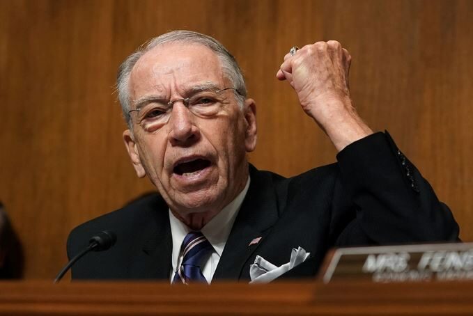 Chuck Grassley Net Worth 2021: Age, Height, Weight, Wife, Kids, Bio-Wiki