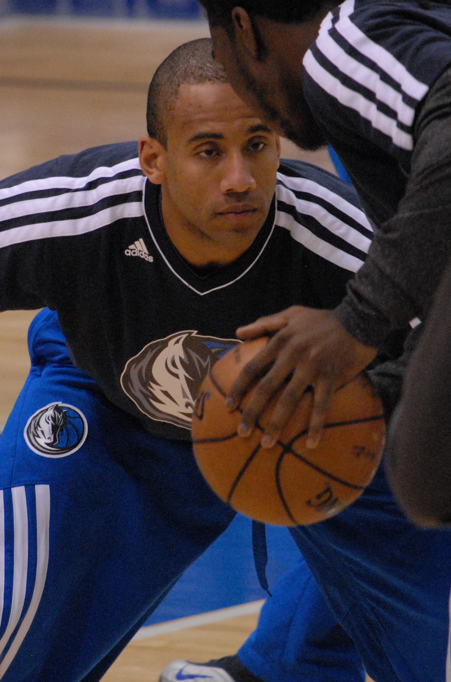 Dahntay Jones Net Worth 2021: Age, Height, Weight, Wife, Kids, Bio-Wiki | Wealthy Persons — via Wikimedia Commons