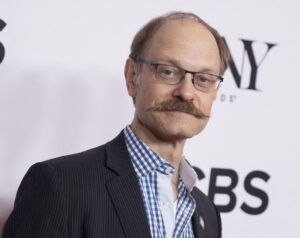 David Hyde Pierce Net Worth 2021: Age, Height, Weight, Wife, Kids, Bio-Wiki