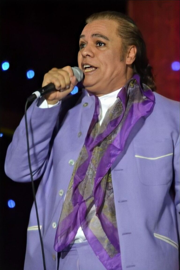 Juan Gabriel Net Worth 2021: Age, Height, Weight, Girlfriend, Dating, Bio-Wiki