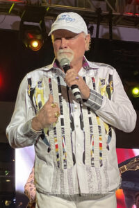 Mike Love Net Worth 2021: Age, Height, Weight, Wife, Kids, Bio-Wiki