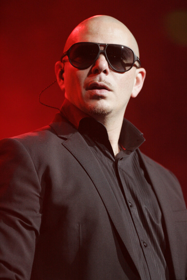 Pitbull Net Worth 2021: Age, Height, Weight, Girlfriend, Dating, Bio-Wiki