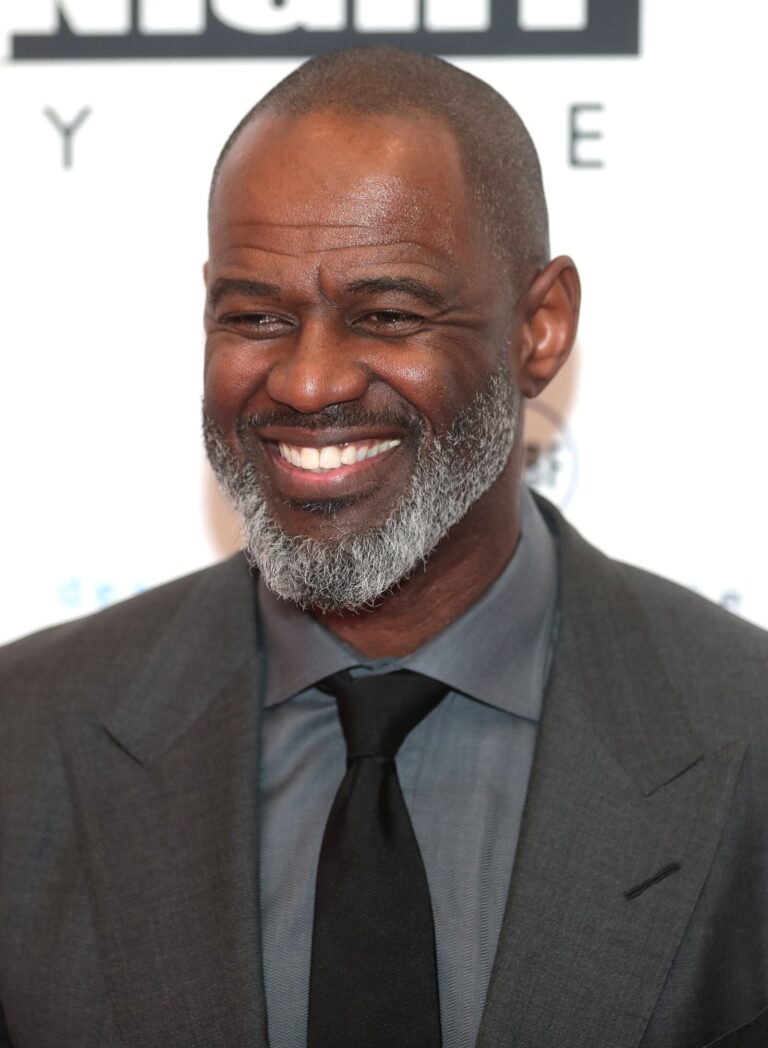 Brian McKnight Net Worth 2021: Age, Height, Weight, Wife, Kids, Bio-Wiki