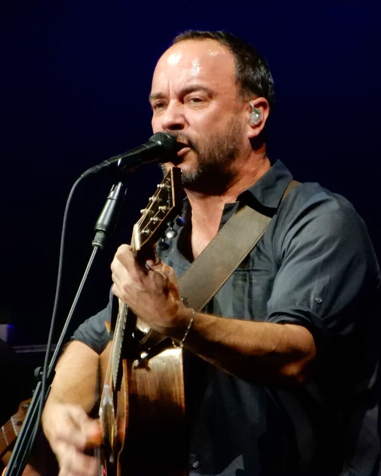 Dave Matthews Net Worth 2021: Age, Height, Weight, Wife, Kids, Bio-Wiki