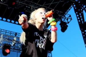 Yolandi Visser Net Worth 2021: Age, Height, Weight, Boyfriend, Dating, Bio-Wiki