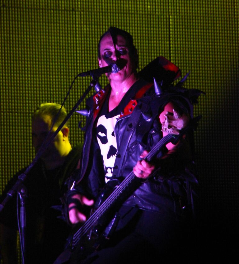 Jerry Only Net Worth 2021: Age, Height, Weight, Girlfriend, Dating, Bio-Wiki