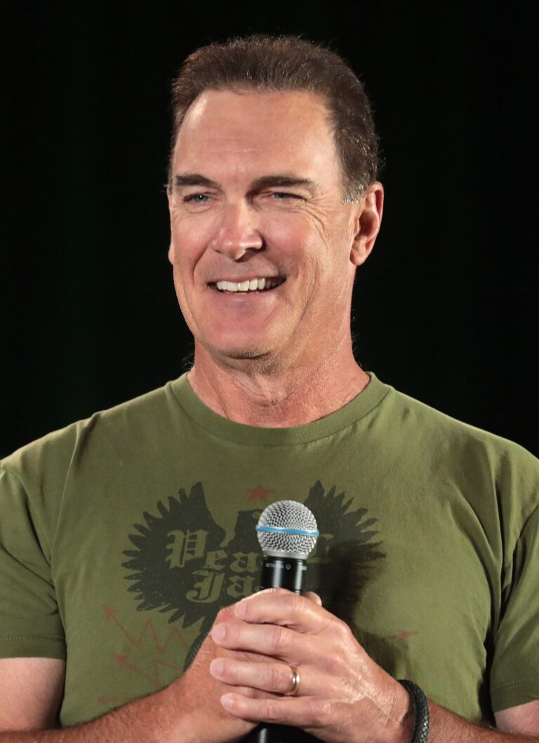 Patrick Warburton Net Worth 2021: Age, Height, Weight, Wife, Kids, Bio-Wiki