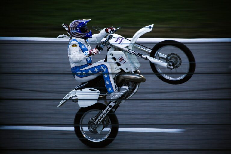 Robbie Knievel Net Worth 2021: Age, Height, Weight, Girlfriend, Dating, Bio-Wiki
