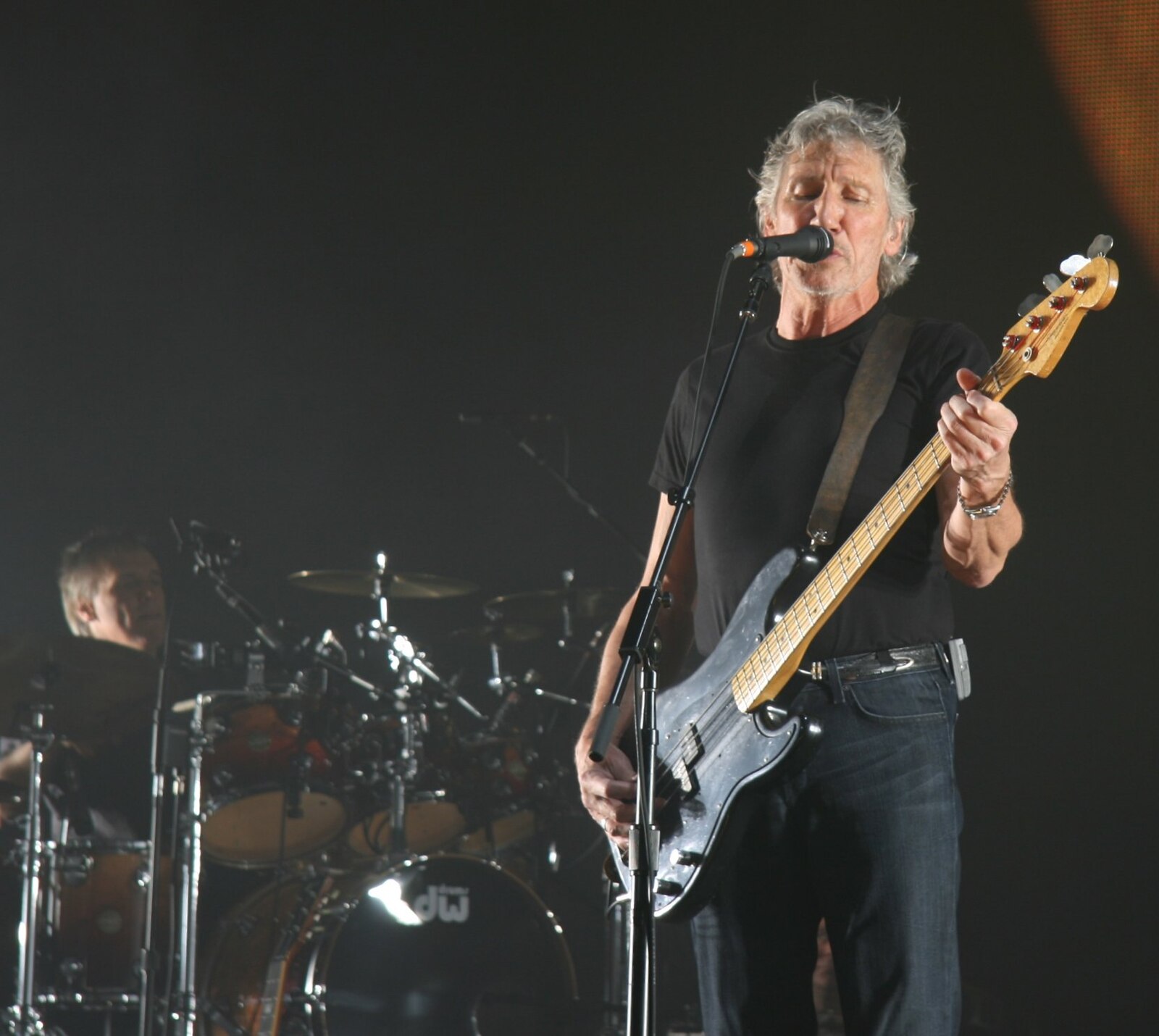 Roger Waters Net Worth 2021: Age, Height, Weight, Wife, Kids, Bio-Wiki