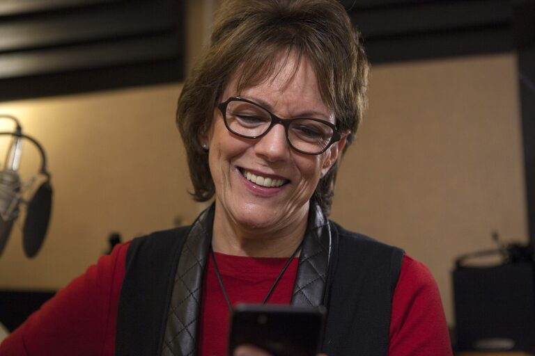 Susan Bennett Net Worth 2021: Age, Height, Weight, Husband, Kids, Bio-Wiki