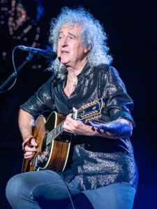 Brian May Net Worth 2021: Age, Height, Weight, Wife, Kids, Bio-Wiki