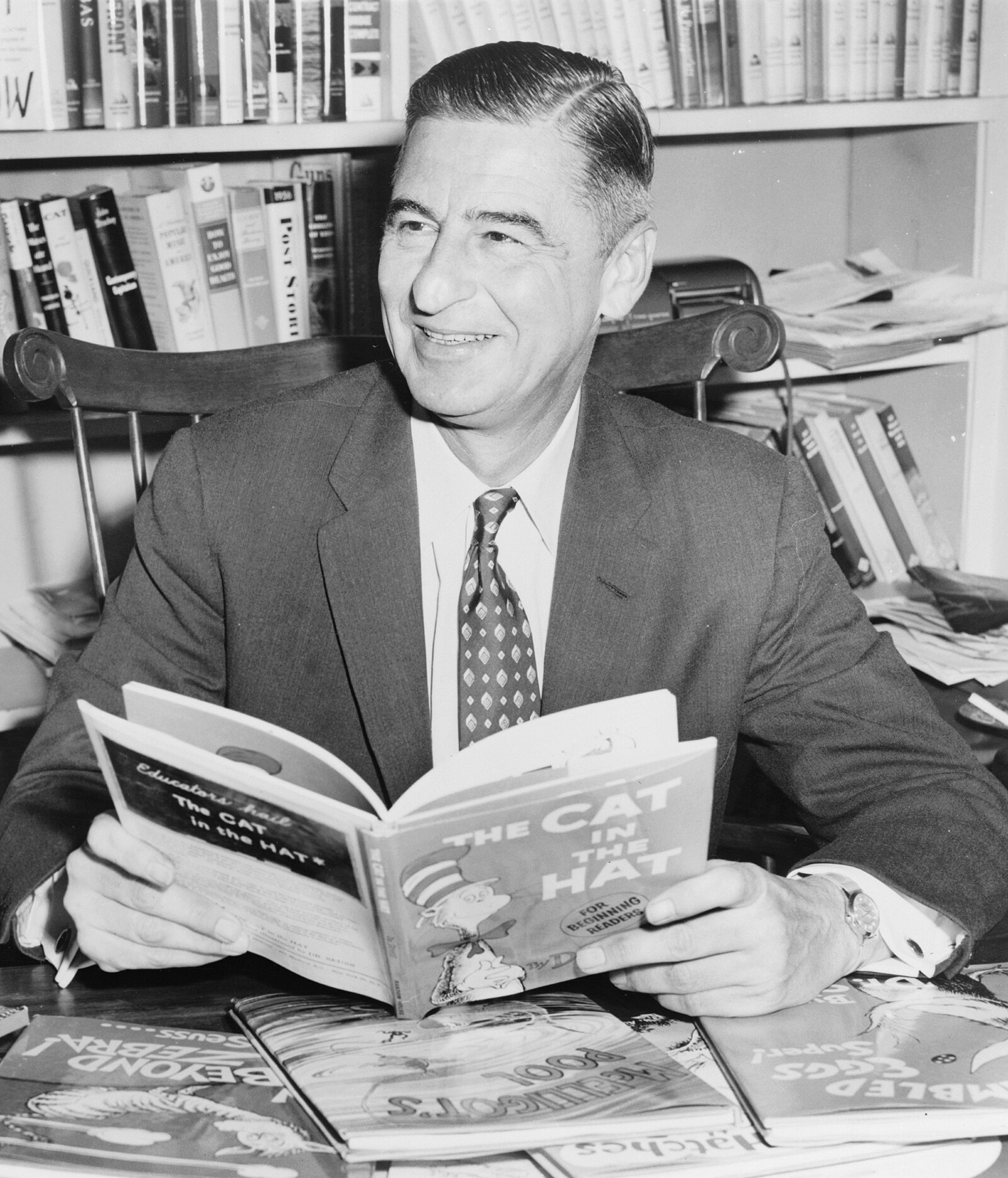 Dr. Seuss Net Worth 2021: Age, Height, Weight, Wife, Kids, Bio-Wiki