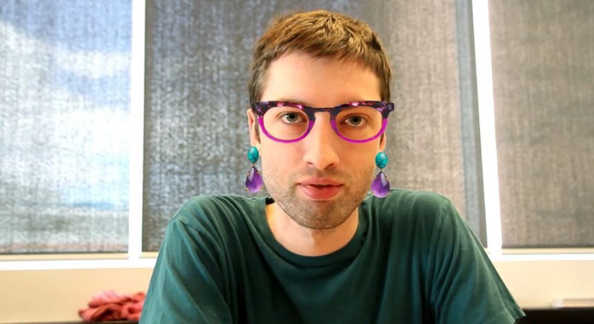 andrew-hussie-net-worth-3579462