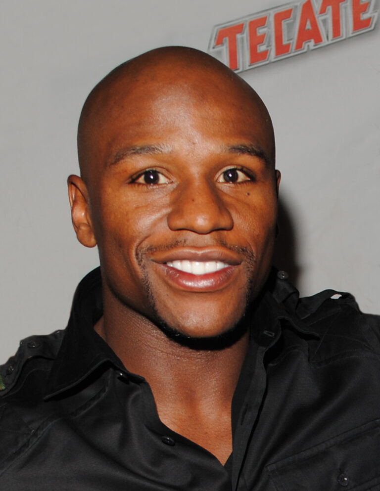 Floyd Mayweather Net Worth 2021: Age, Height, Weight, Girlfriend, Dating, Bio-Wiki