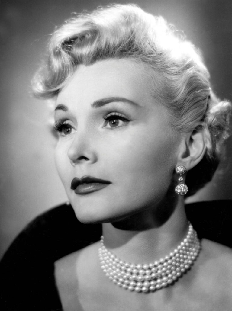 Zsa Zsa Gabor Net Worth 2021: Age, Height, Weight, Husband, Kids, Bio-Wiki