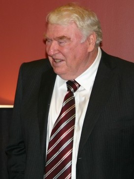 John Madden Net Worth 2021: Age, Height, Weight, Wife, Kids, Bio-Wiki — via Wikimedia Commons